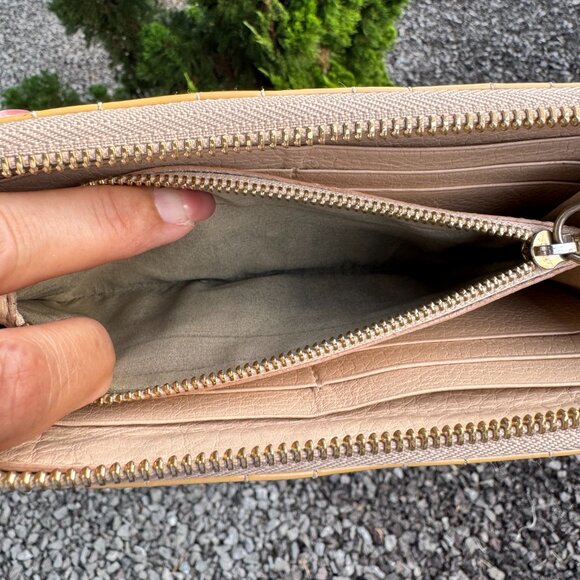 Chloe Wallet (FLAWS) Purse Long Wallet Authentic Beige Mustard Yellow - Picture 8 of 13